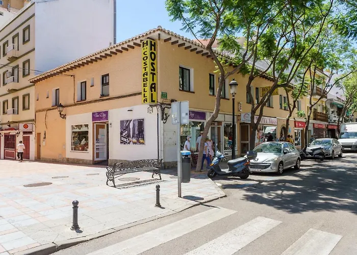 Hostal Costabella Powered By Faro Homes Fuengirola
